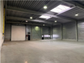 Het betreft de verhuur van een magazijn in het bedrijvenpark De Delften te Westmalle. Deze locatie is eenvoudig bereikbaar via de afrit Zoersel op de E34 (Antwerpen-Turnhout) ofwel de afrit Brecht op de E19 (Antwerpen-Breda).
Dit magazijn heeft een opper
