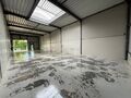 Het betreft de verhuur van een uitstekend gelegen nieuwbouw KMO-unit aan de Maccabilaan te Hoboken. Dit project ligt op een boogscheut van het centrum van Antwerpen en biedt een prima verbinding met de belangrijkste snelwegen (A12/E19/E17). 

De KMO-unit 
