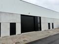 In dit nieuwbouwproject in industriezone 'De Vloeiende' te Kapellen bieden wij deze KMO-unit te huur aan. Het project is zeer centraal gelegen in de regio Kapellen/Ekeren/Brasschaat en biedt een vlotte verbinding met de Antwerpse Haven.
Deze unit heeft e